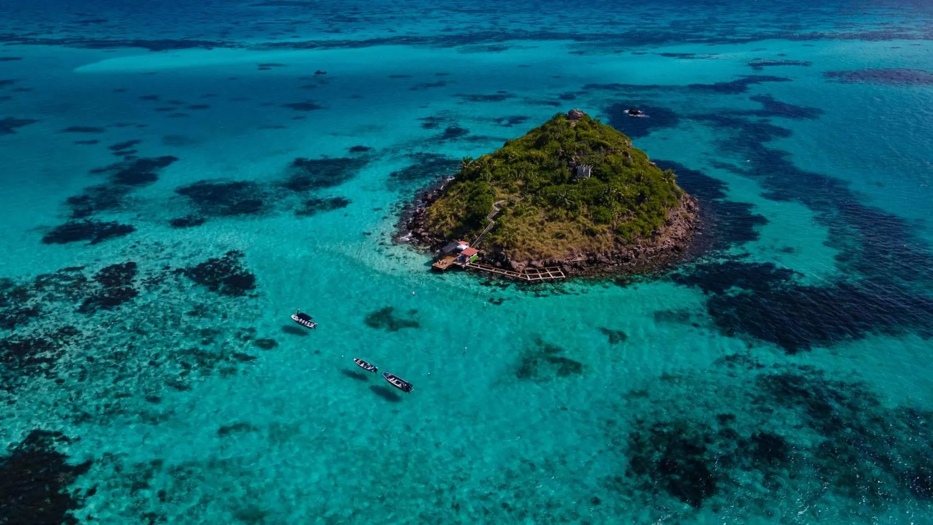 South West Bay Cabanas Fresh Water Bay Colombia