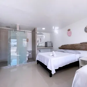 Island Vibes Hotel